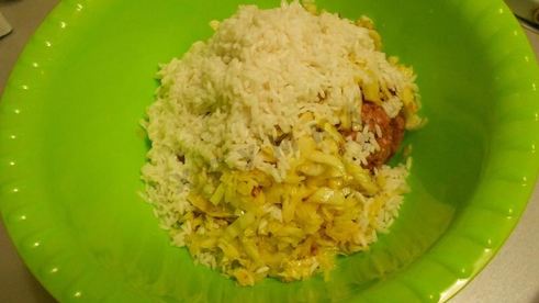 ленивые голубцы с капустой и фаршем в горшочках