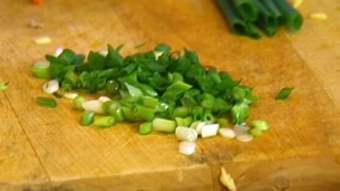 гречневая лапша с грибами и морской капустой