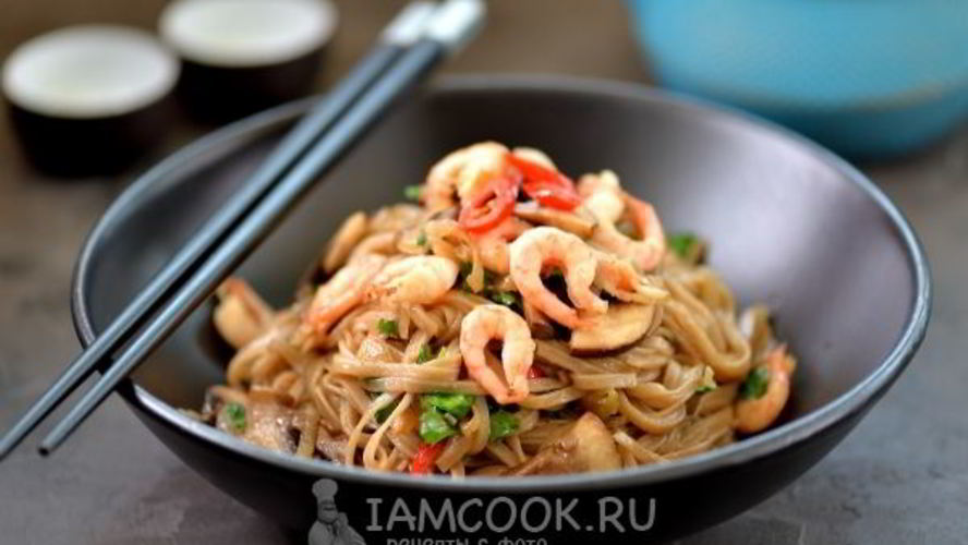 Рецепт гречневая лапша с креветками и овощами