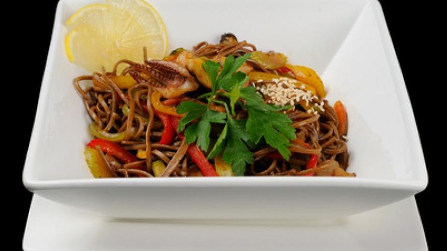 Рецепт гречневая лапша с морепродуктами