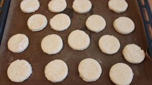 грибы с сырными сконами