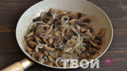 грибы в сливочном соусе