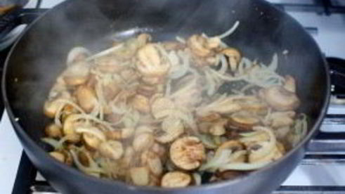 грибы, запеченные с макаронами