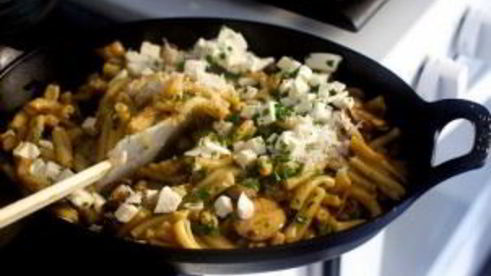 грибы, запеченные с макаронами