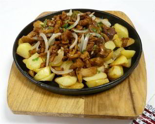 Лисички жареные с луком