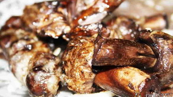 Рецепт Луговые шампиньоны в жировой сетке на мангале