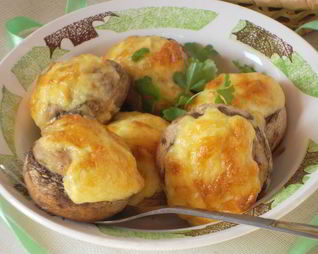 Шампиньоны, фаршированные мясом