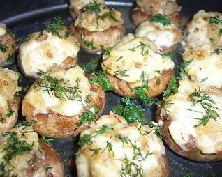 Шампиньоны с сыром и зеленью