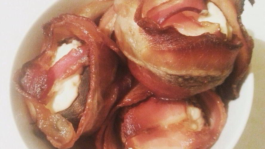 Рецепт шампиньоны в беконе