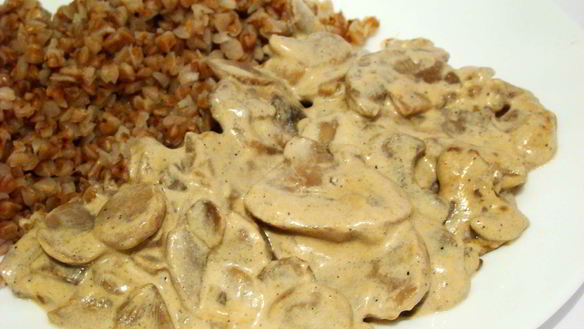 Рецепт Шампиньоны в сметанном соусе