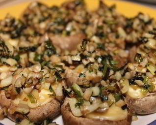 Шампиньоны, запеченные с сыром