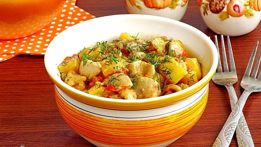 Рецепт сыроежки тушенные с овощами в сметанном соусе