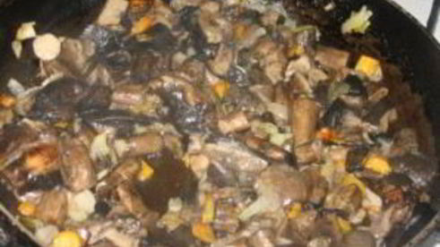 тушеные подберезовики