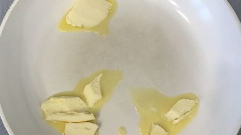 жареные шампиньоны в сметане