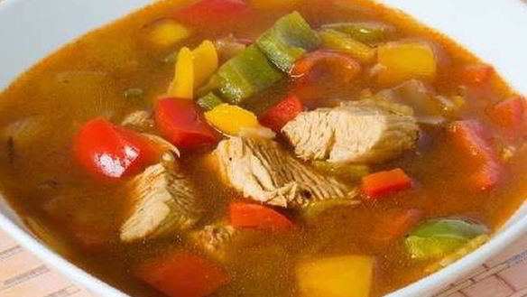 Рецепт Ароматный суп-гуляш из курицы