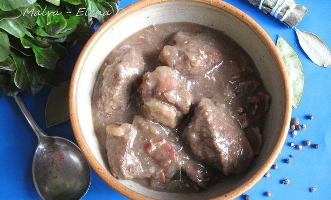 Говяжий гуляш по-фламандски