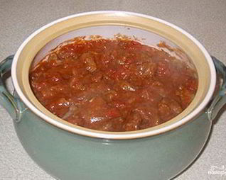 Гуляш из свинины в духовке