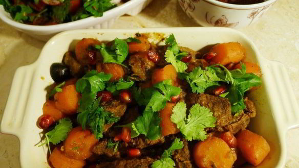 Рецепт Гуляш с гранатом