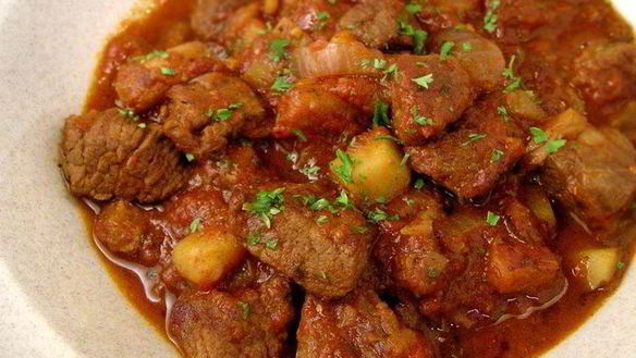 Рецепт Гуляш с картошкой