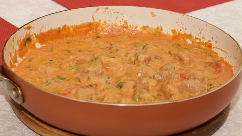 гуляш с паприкой