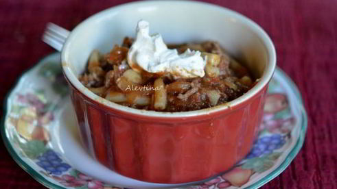 гуляш с пастой