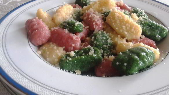 Рецепт Итальянские трехцветные ньокки — картофельные клецки