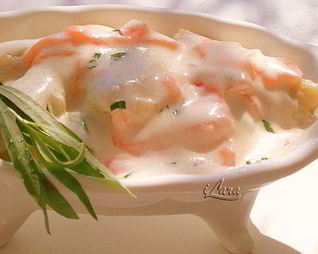 Картофельные ньокки с зеленью и пармезаном под сливочным соусом