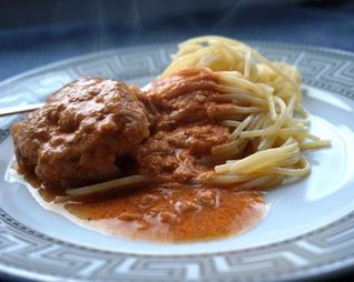 Гречаники с соусом