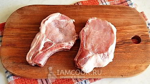 котлета свиная на кости