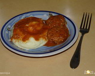 Котлетки в томатном соусе