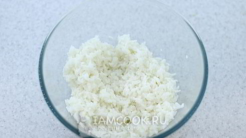 котлеты из консервов сардины с рисом и картошкой