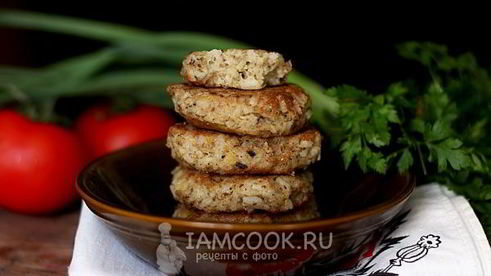 котлеты из консервов сардины с рисом и картошкой