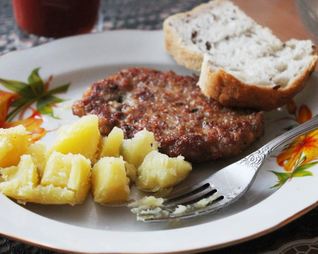 Котлеты из свинины и курицы