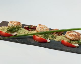 Куриные котлеты с картофельным соусом