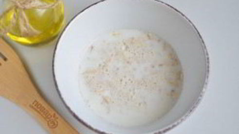 куриные котлеты с овсянкой и сметанным соусом