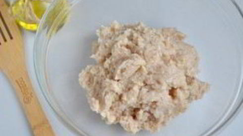 куриные котлеты с овсянкой и сметанным соусом