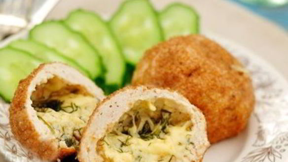 Рецепт Куриные котлеты с сырной начинкой