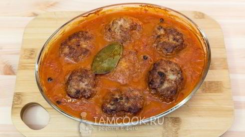 куриные котлеты с томатной подливкой