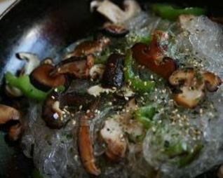 Лапша с грибами