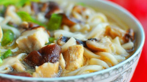 Рецепт Лапша с курицей и грибами в азиатском стиле
