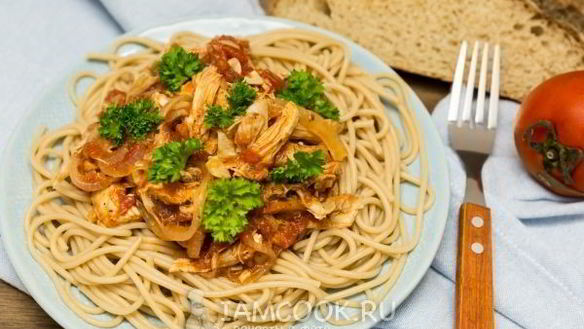 Рецепт Лапша с курицей в томатном соусе