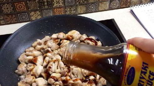 лапша удон с курицей терияки