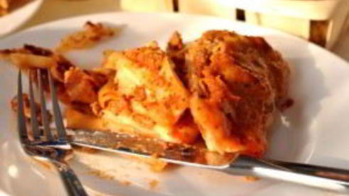 лазанья болоньезе с соусом бешамель