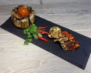 Лазанья из баклажанов с сыром Моцарелла и грибами лисичками