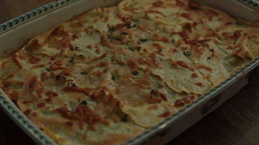 Рецепт лазанья с грибами, козьим сыром и шпинатом