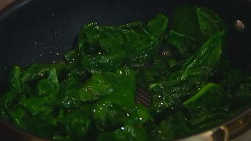 лазанья с грибами, козьим сыром и шпинатом