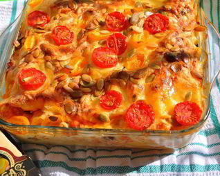 Лазанья с кабачками и помидорами с сыром Джюгас