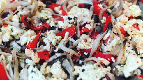 лазанья с вешенками и адыгейским сыром под соусом бешамель