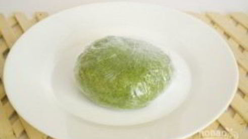 домашняя паста со шпинатом и томатами