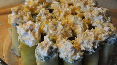 каннеллони с креветками и шпинатом